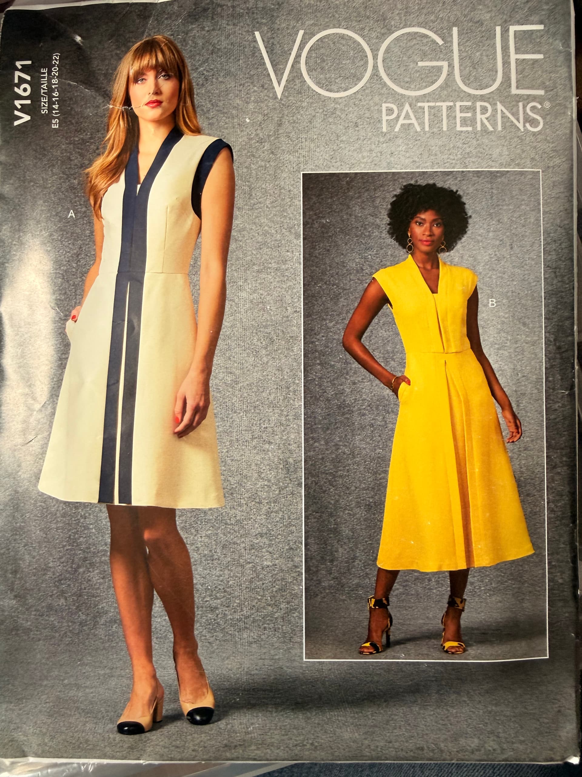 Sewing pattern Vogue 1671, size 14-22, dress, large format envelope