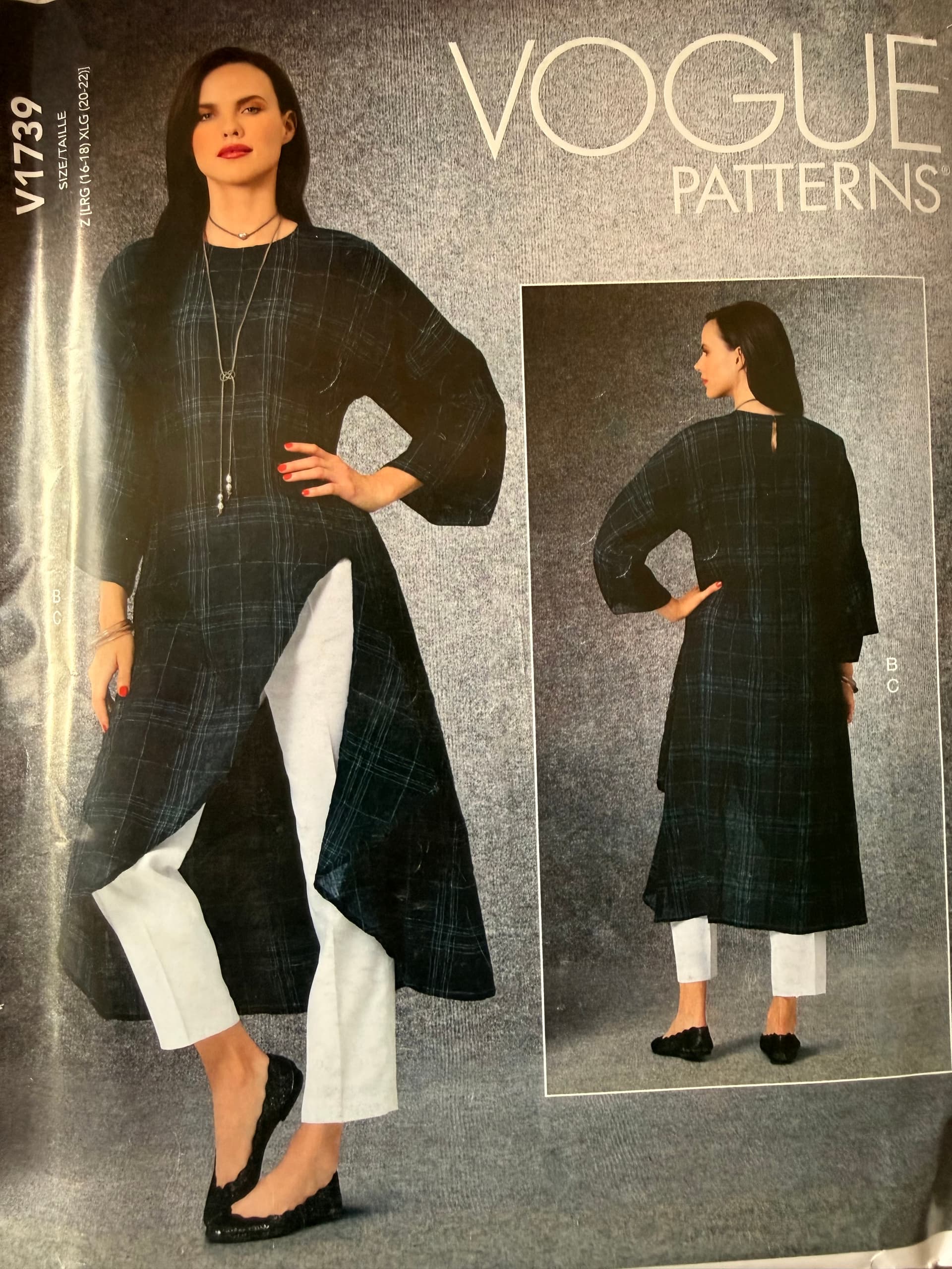 Sewing pattern Vogue 1739, size 16-22, Tunic and pants