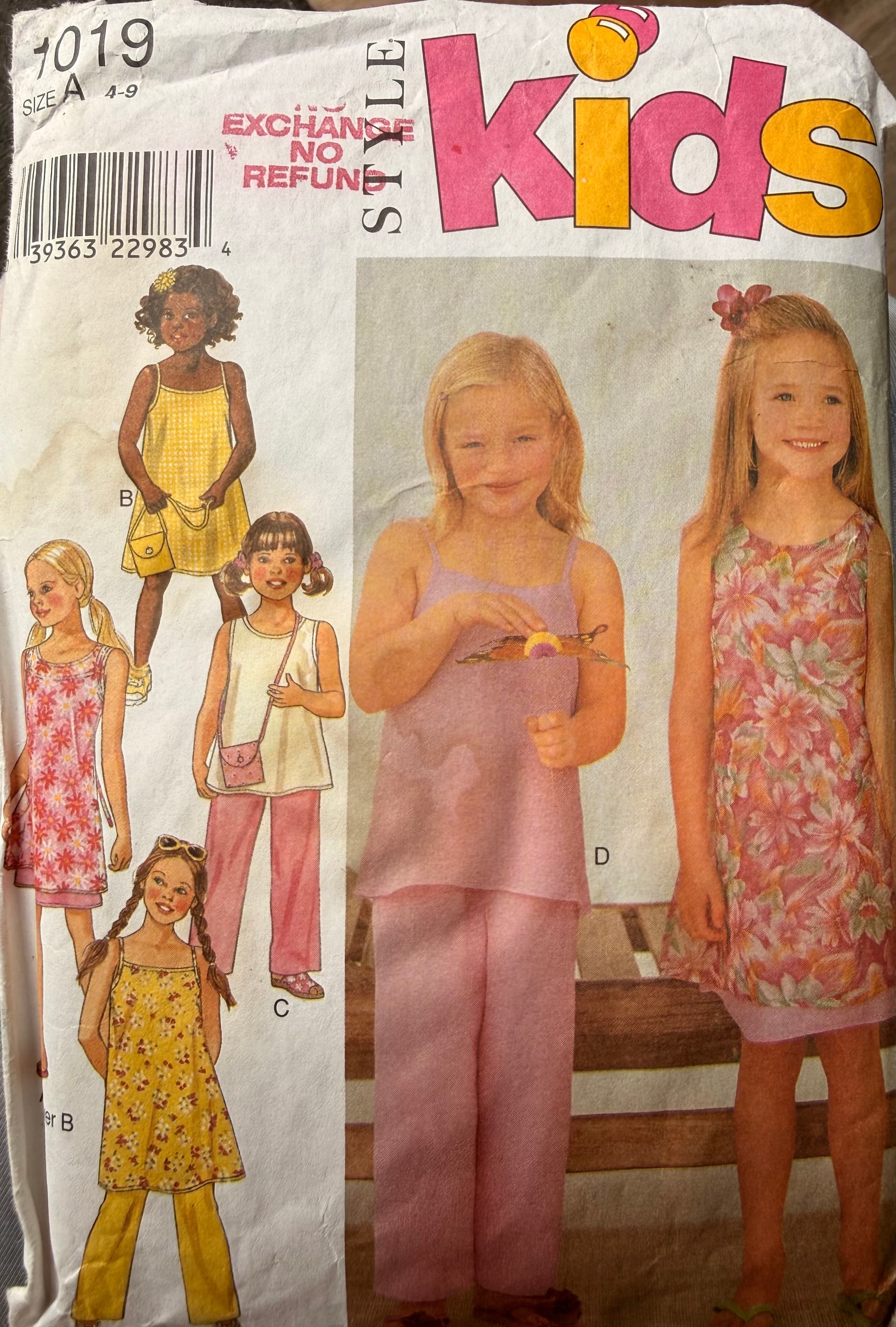 Sewing pattern Style 1019 kids, dress, pants, top, bag, ages 4-9