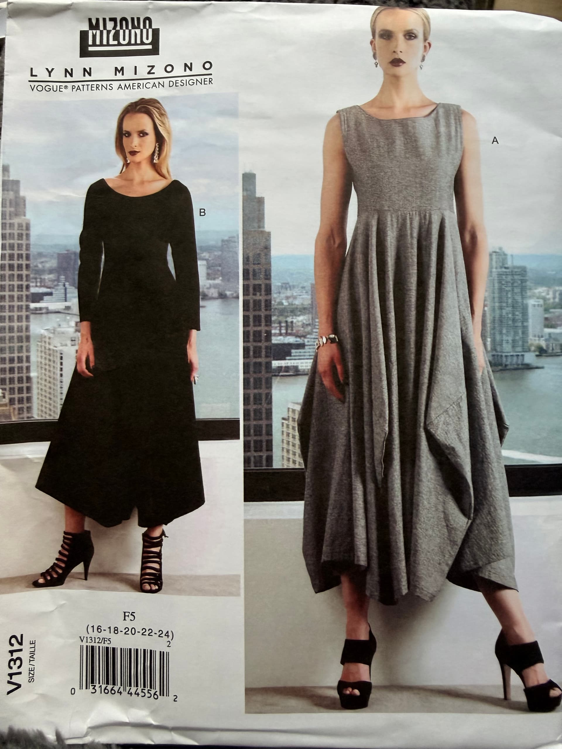 Sewing pattern Vogue 1312, Lynn Mizono American designer, size 16-24 pullover dress