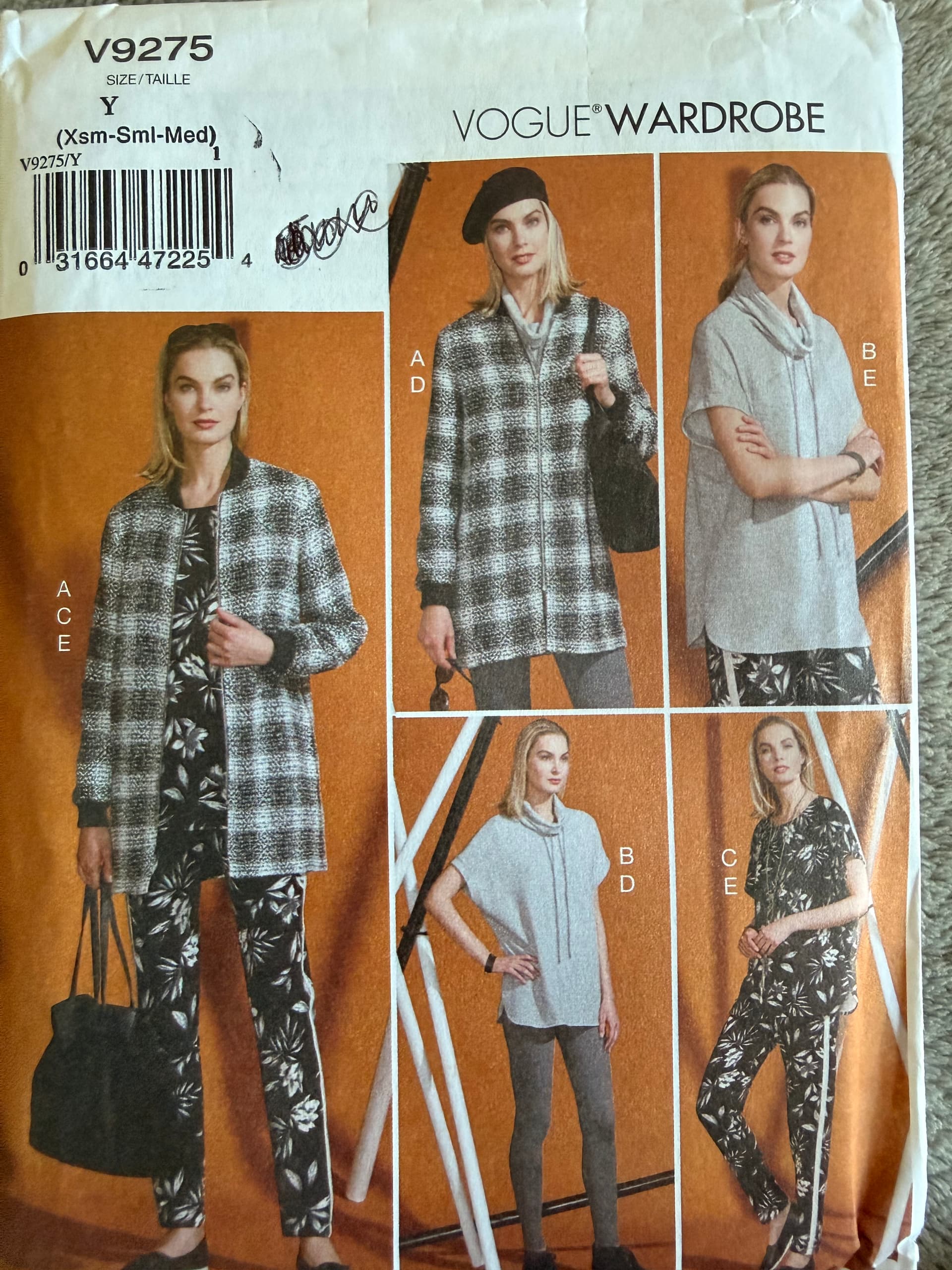 Sewing pattern Vogue V9275, Jacket, tunic, leggings & pants. Size Xsm - M. (Copy)