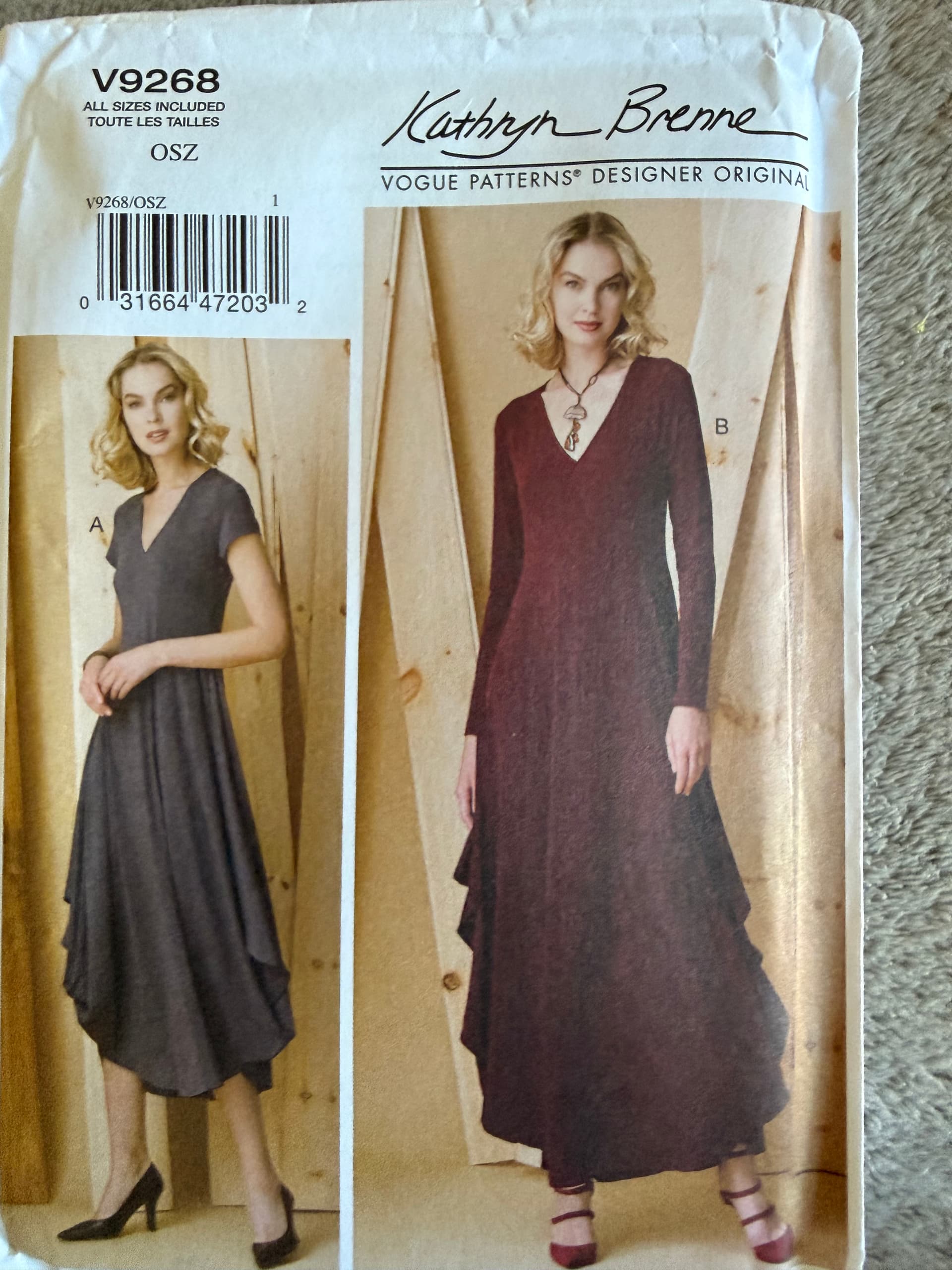 Sewing pattern Vogue v9268 Kathryn Brenne, Pull over dress, size XS-XXL